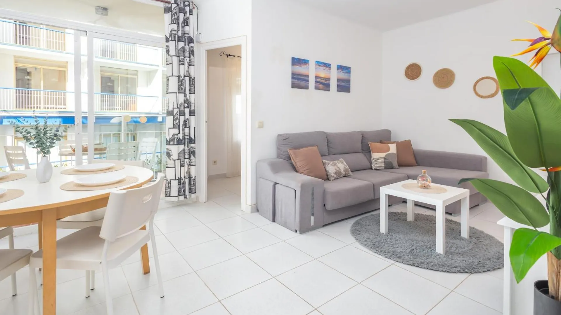 Luminoso Apartamento En Tossa De Mar A Un Paso De La Playa Spain